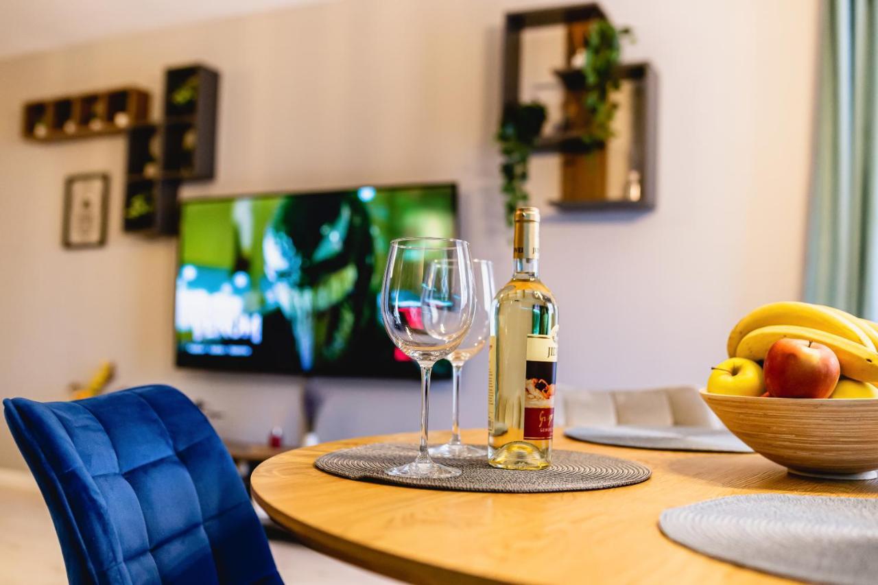 Alice Apartment Sibiu Bagian luar foto